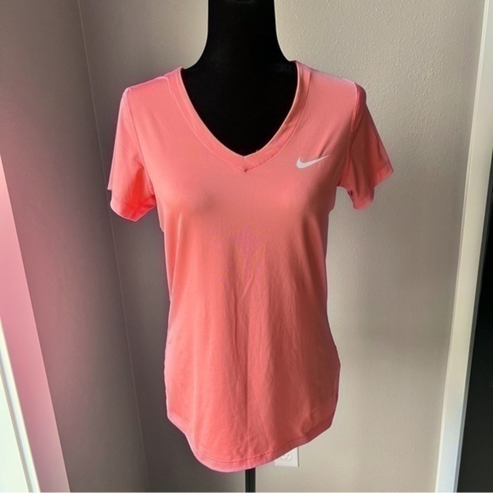 Nike Pro women’s short sleeve performance shirt size large